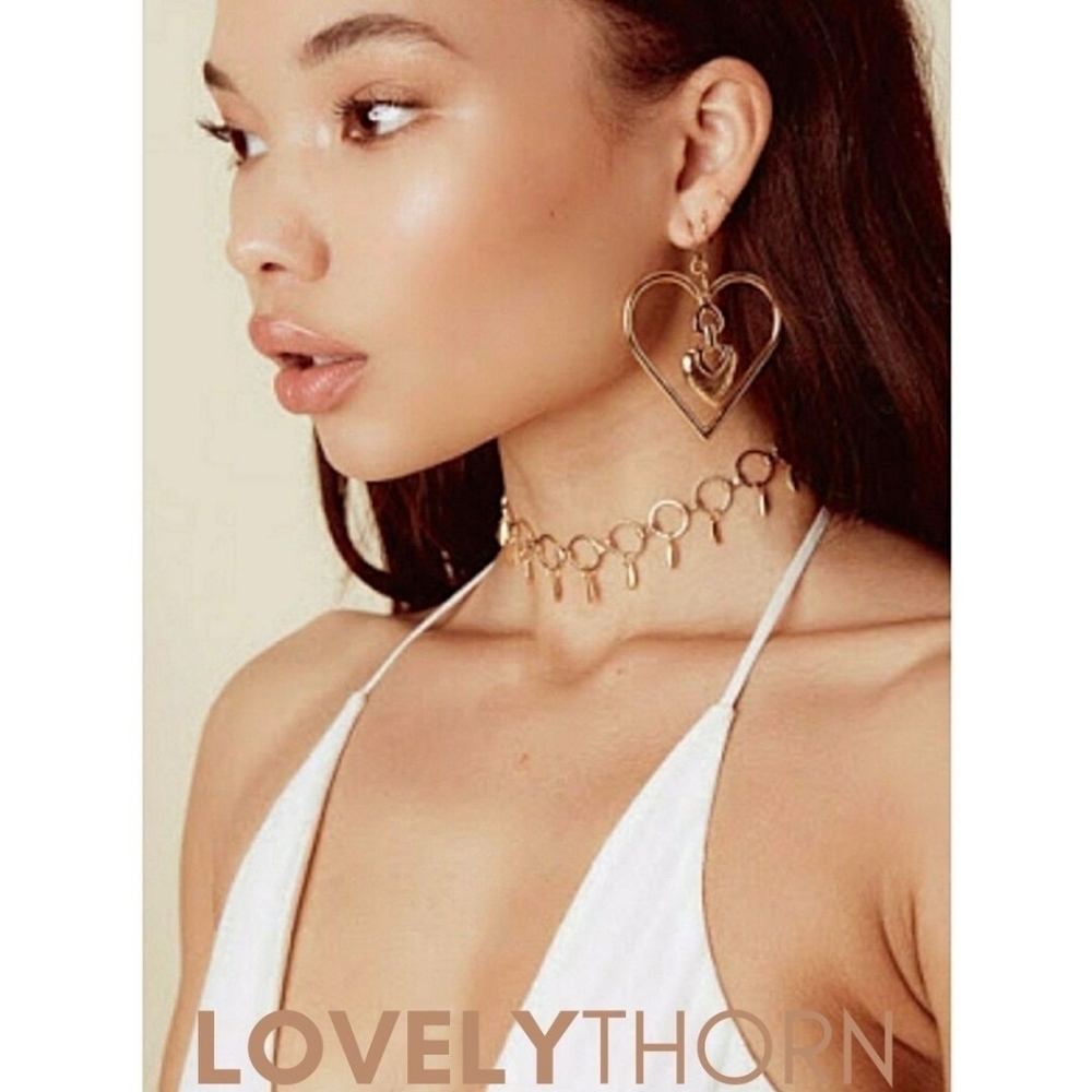 VANESSA MOONEY // ltd ed silver circle chain leaf choker